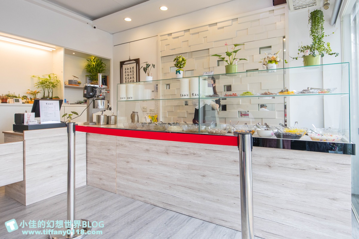 [澎湖美食]紫玉仙草/自製仙草冰磚+近20種手工配料/比玉冠仙草好吃又便宜的澎湖仙草冰推薦