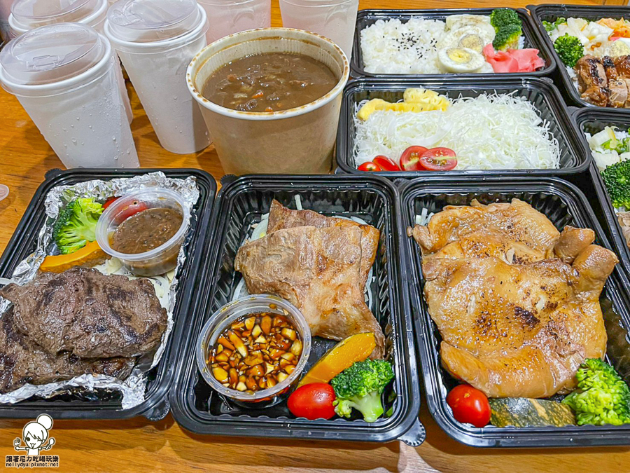 鬥牛士食堂 牛排 外帶餐盒 防疫餐盒 便當 組合套餐 超值套餐 高雄外送 高雄外帶