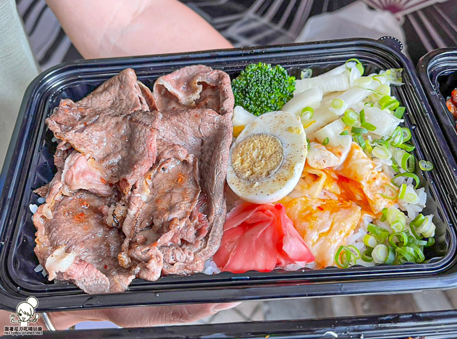 鬥牛士食堂 牛排 外帶餐盒 防疫餐盒 便當 組合套餐 超值套餐 高雄外送 高雄外帶
