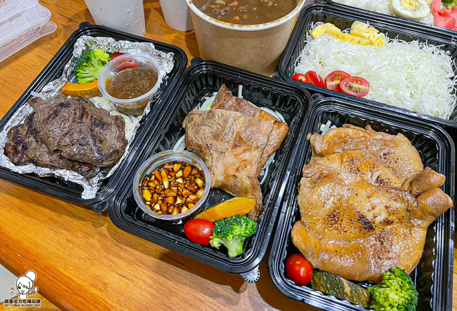 鬥牛士食堂 牛排 外帶餐盒 防疫餐盒 便當 組合套餐 超值套餐 高雄外送 高雄外帶