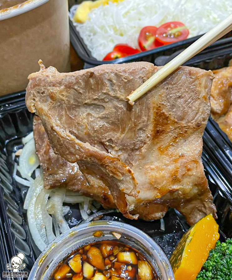 鬥牛士食堂 牛排 外帶餐盒 防疫餐盒 便當 組合套餐 超值套餐 高雄外送 高雄外帶