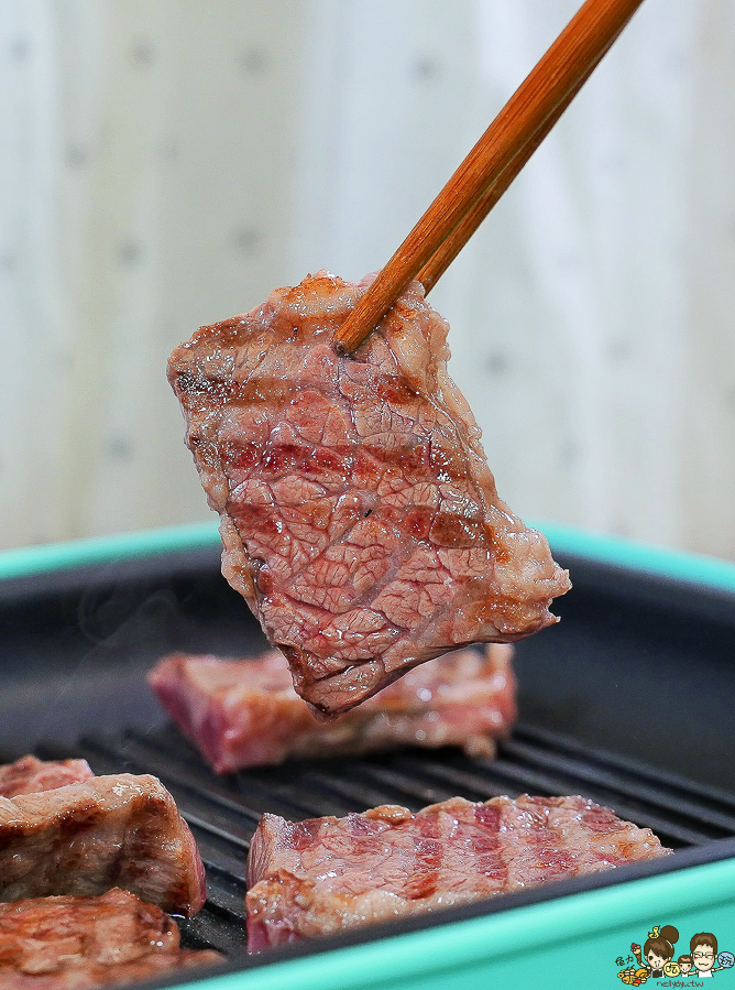 燒肉 生食 鬥牛士 高雄燒肉 宅在家 好吃 原塊肉 熟成 便宜好吃