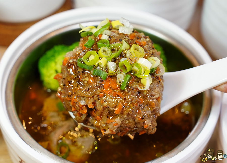 真籠 蒸籠 港式 煲湯 高雄美食 美術館 爽口 好吃 必吃 