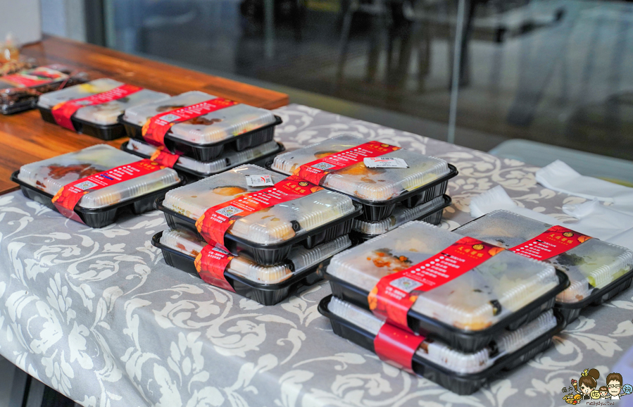 傳承 老店 冰糖醬鴨 甘蔗燻鴨 功夫料理 天府醬鴨 家庭聚會 內用 好吃 推薦 北高雄 左營美食 高鐵美食