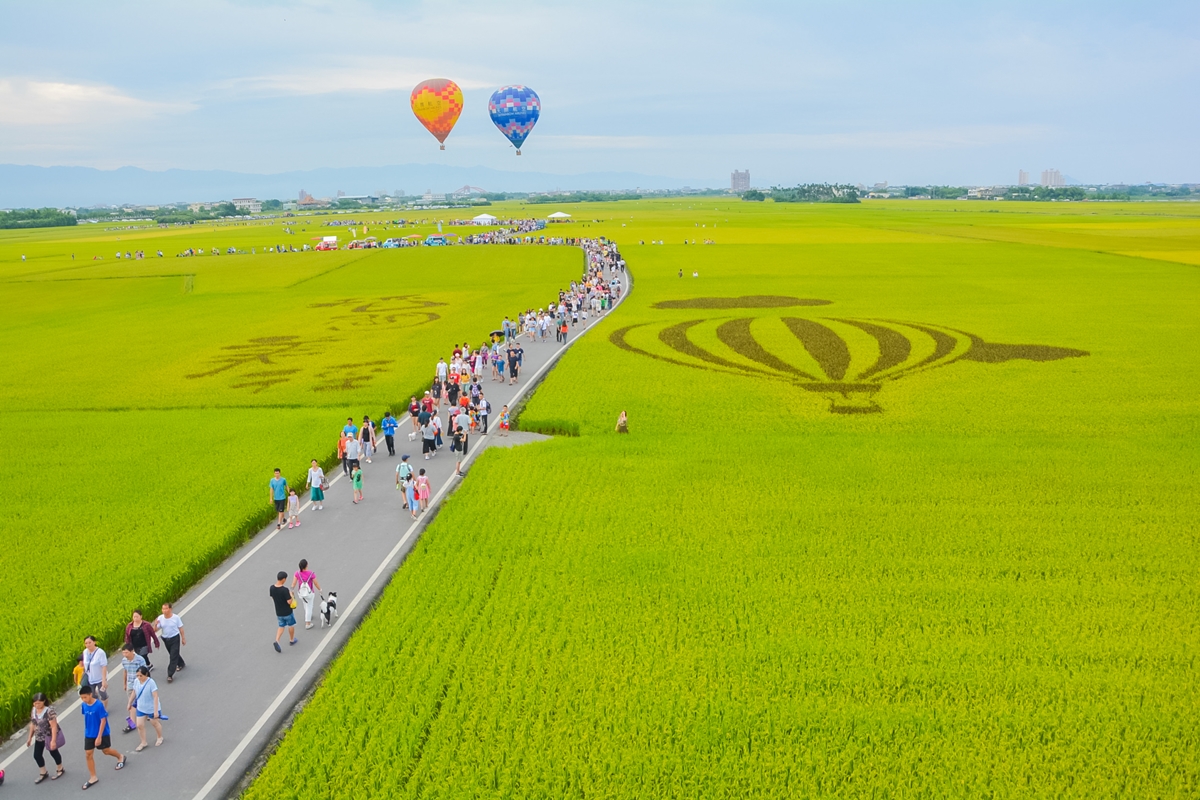 [宜蘭旅遊]冬山河休閒農業區兩天一夜這樣玩/餵鴨做鹹蛋DIY、搭鴨母船遊河、水火同源超大溜滑梯、52甲私房秘境