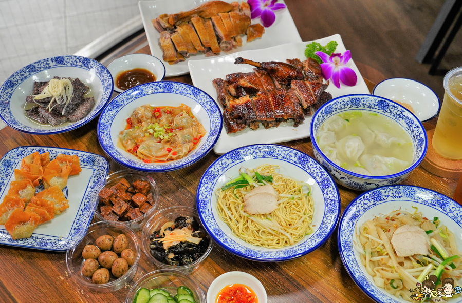 傳承 老店 冰糖醬鴨 甘蔗燻鴨 功夫料理 天府醬鴨 家庭聚會 內用 好吃 推薦 北高雄 左營美食 高鐵美食