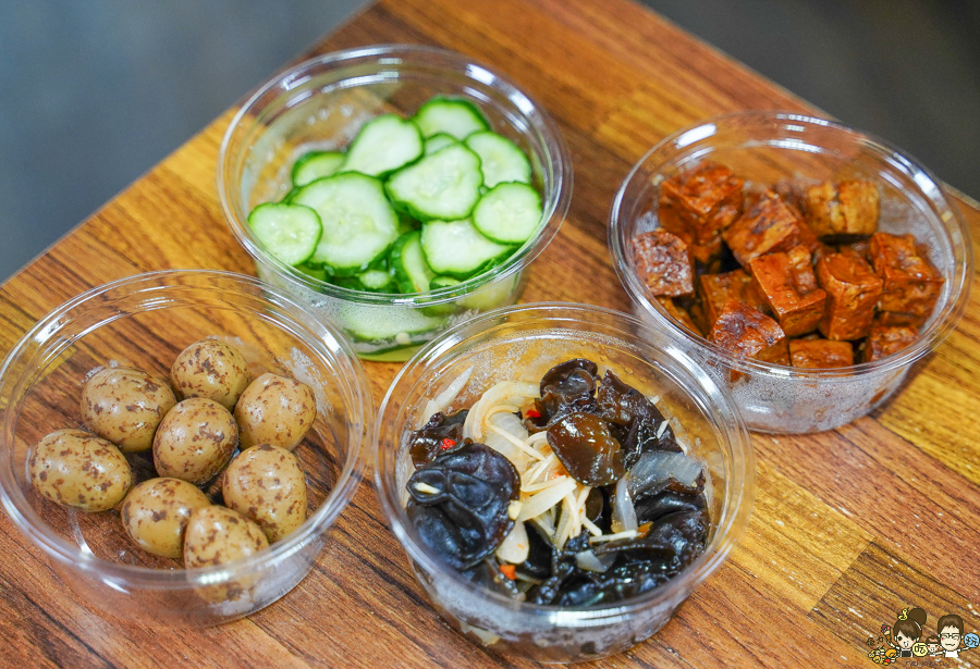 傳承 老店 冰糖醬鴨 甘蔗燻鴨 功夫料理 天府醬鴨 家庭聚會 內用 好吃 推薦 北高雄 左營美食 高鐵美食