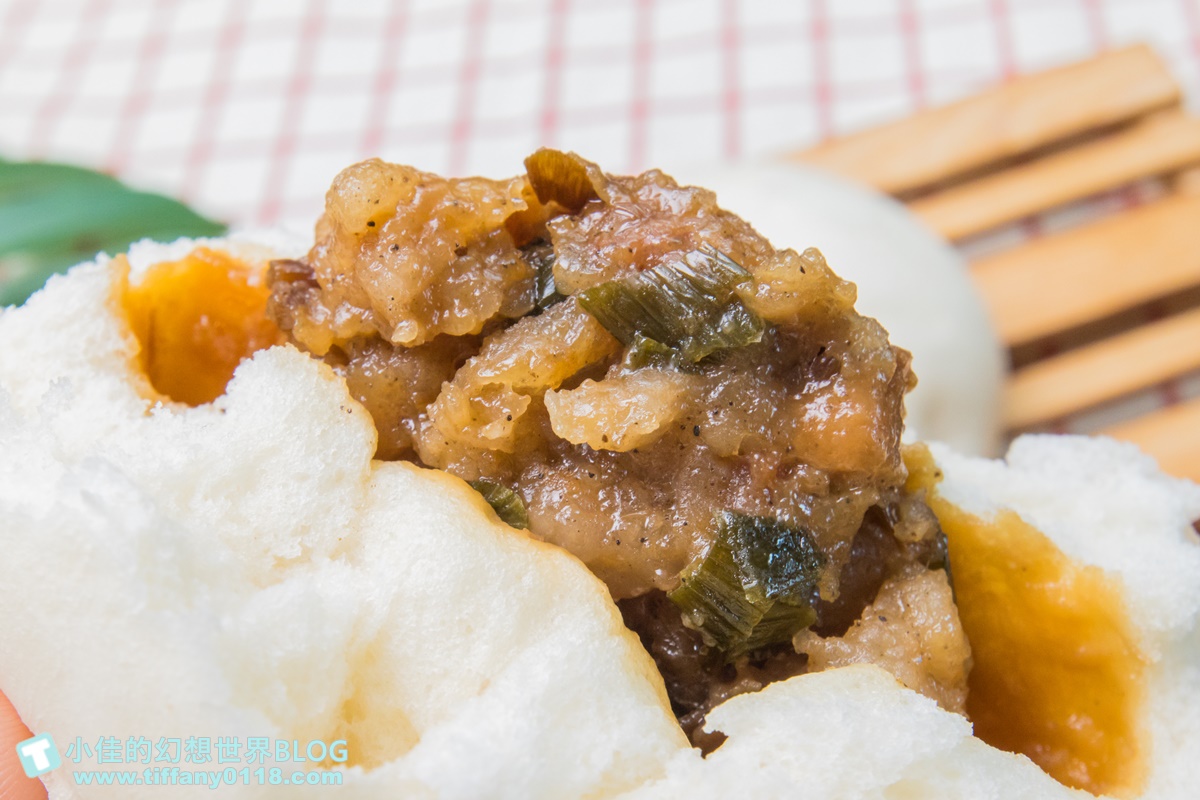 [宜蘭美食]大鼻南包子饅頭專賣店/一顆12元剛出爐就被秒殺/太晚去買不到的宜蘭超人氣美食