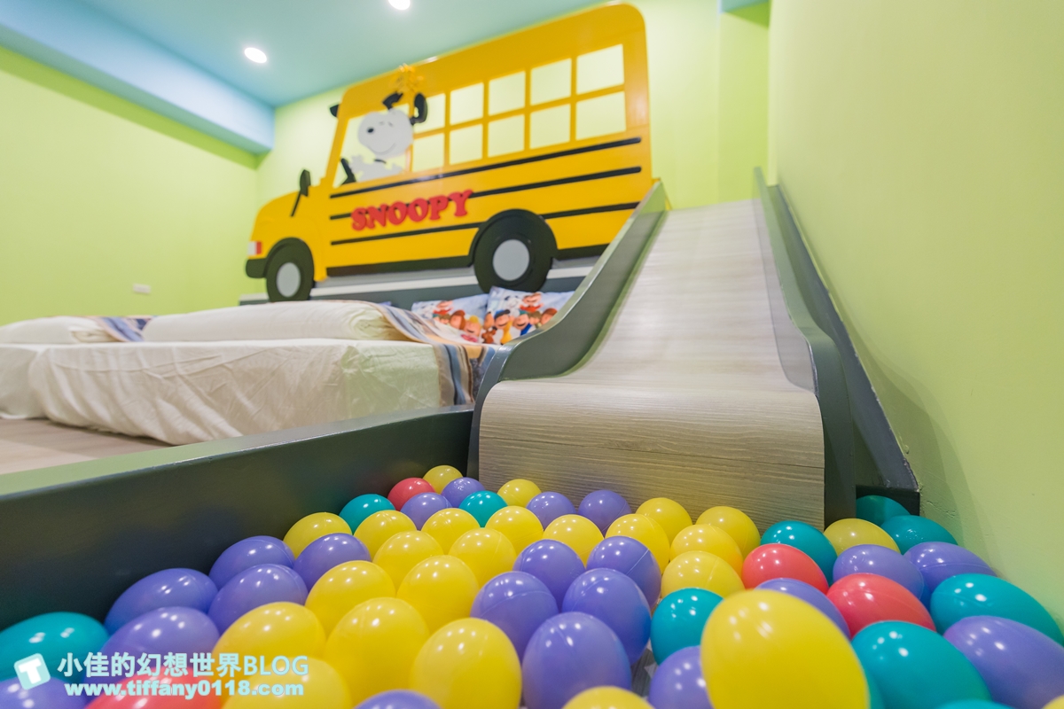 [宜蘭民宿]童玩趣親子民宿/卡通主題溜滑梯球池房+遊戲室+電動車+電梯/每間都有浴缸跟陽台/宜蘭親子民宿推薦