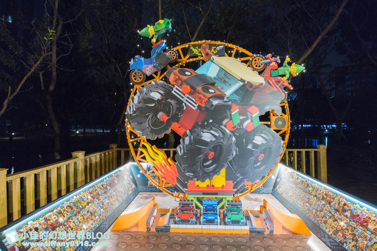 2021新北耶誕城xLEGO樂高/三大展區+七大絕美燈廊+樂高主題燈區總整理/教你怎麼玩怎麼去