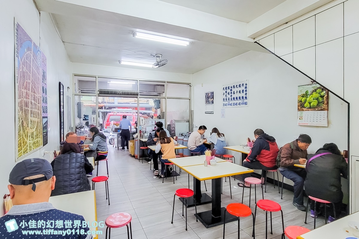 [宜蘭美食]文昌炸醬麵/份量多又便宜/在地人推薦必吃/平日也人潮滿滿