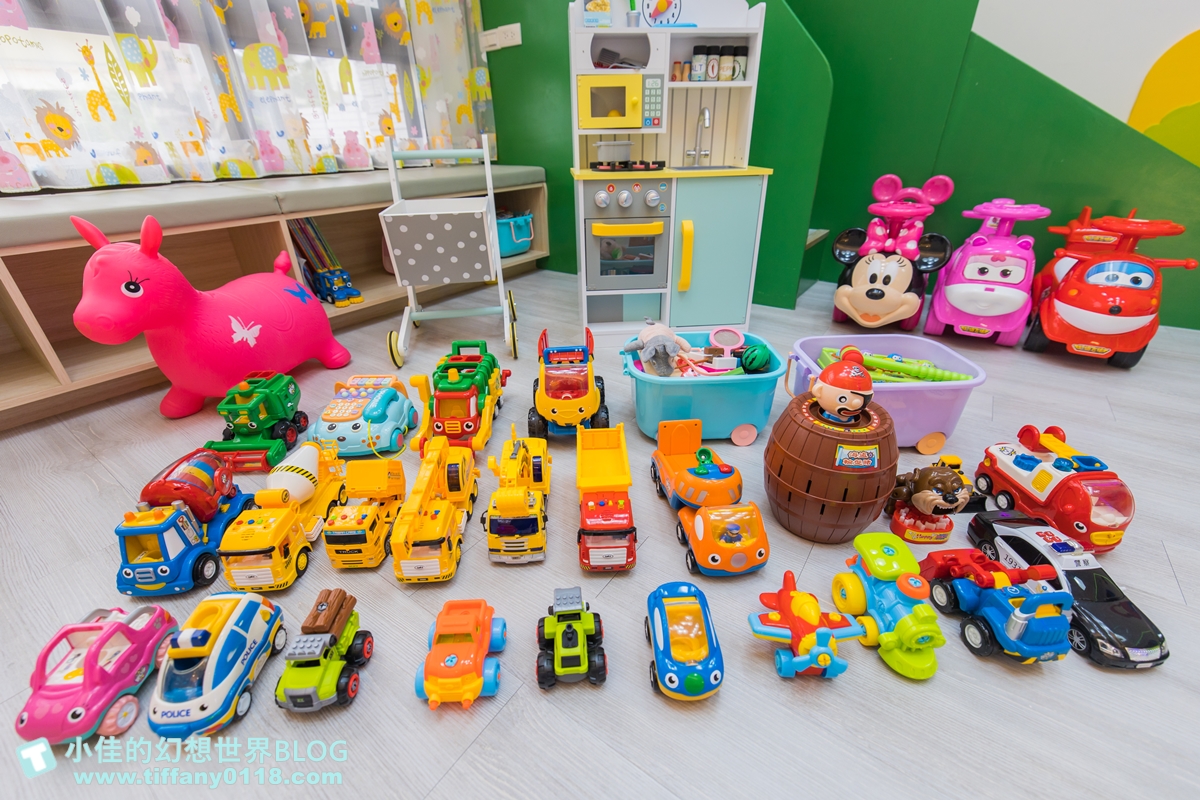 [宜蘭民宿]童玩趣親子民宿/卡通主題溜滑梯球池房+遊戲室+電動車+電梯/每間都有浴缸跟陽台/宜蘭親子民宿推薦