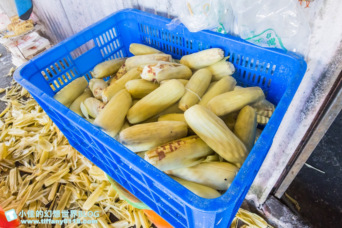 [萬里美食]知味鄉玉米/北海岸超人氣排隊玉米代表/平假日都人潮滿滿/萬里烤玉米推薦