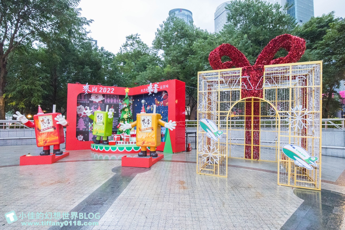 2021新北耶誕城xLEGO樂高/三大展區+七大絕美燈廊+樂高主題燈區總整理/教你怎麼玩怎麼去