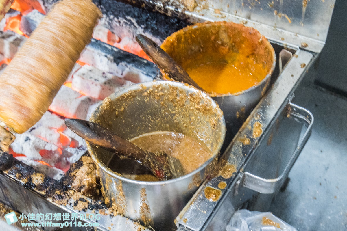 [萬里美食]知味鄉玉米/北海岸超人氣排隊玉米代表/平假日都人潮滿滿/萬里烤玉米推薦