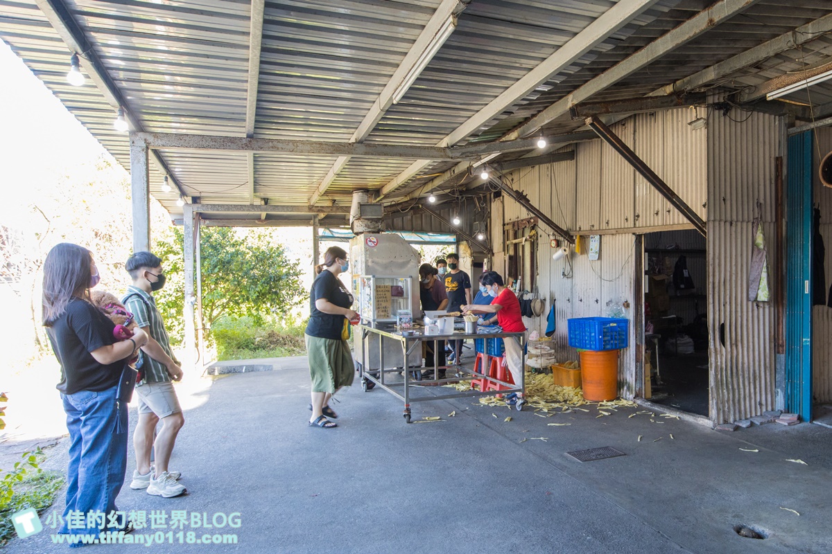 [萬里美食]知味鄉玉米/北海岸超人氣排隊玉米代表/平假日都人潮滿滿/萬里烤玉米推薦