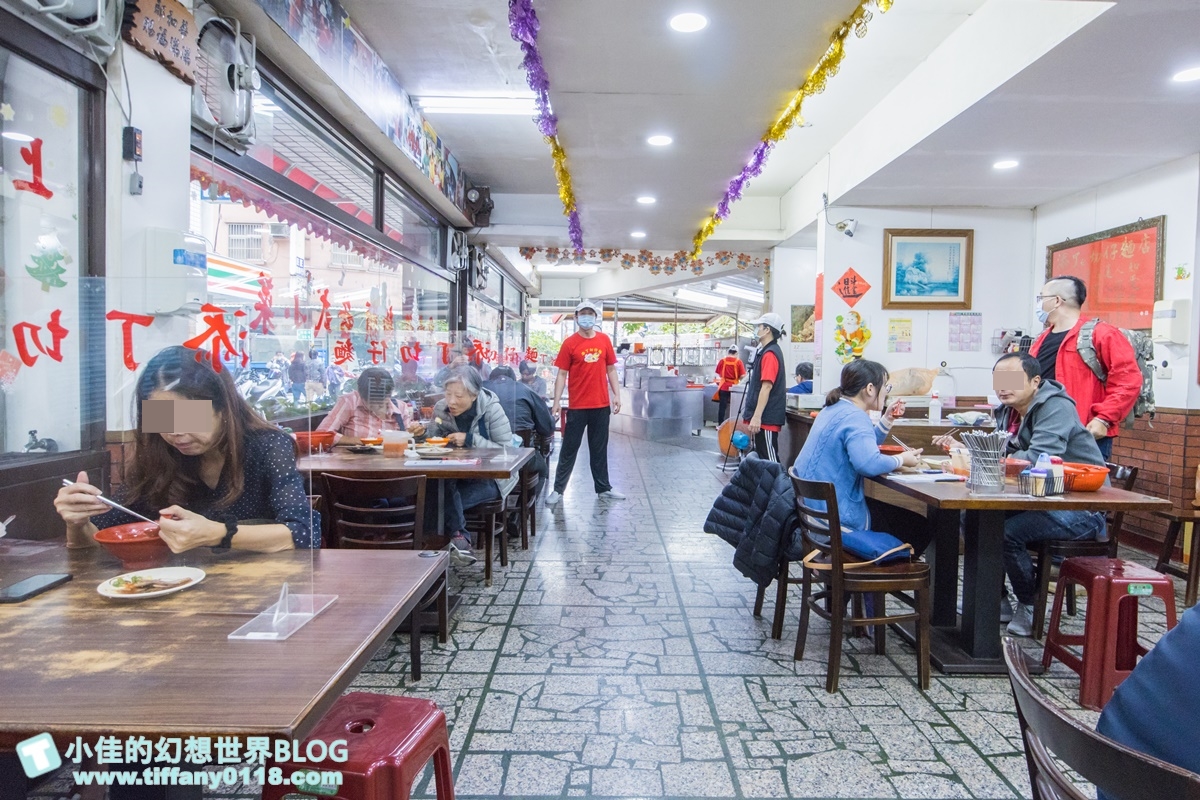 [蘆洲美食]添丁切仔麵/生意好到有專屬停車場/30年蘆洲切仔麵老店/湧蓮寺美食推薦