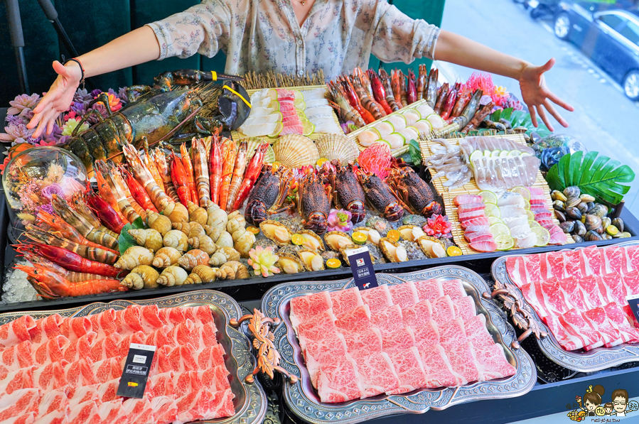 花花世界 高雄火鍋 鍋物 巨無霸 龍蝦 海鮮 頂級 日本和牛 高雄巷弄