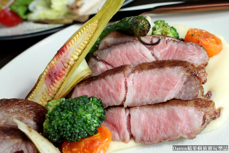 帕朵拉義式餐廳|桃園藝文特區中茂新天地美食/機器人送餐拍照打卡餐廳 菜單