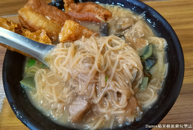 桃園好吃麵線|無敵號赤肉大腸蚵仔麵線(港式麵線)桃園民生路紅麵線料多實在