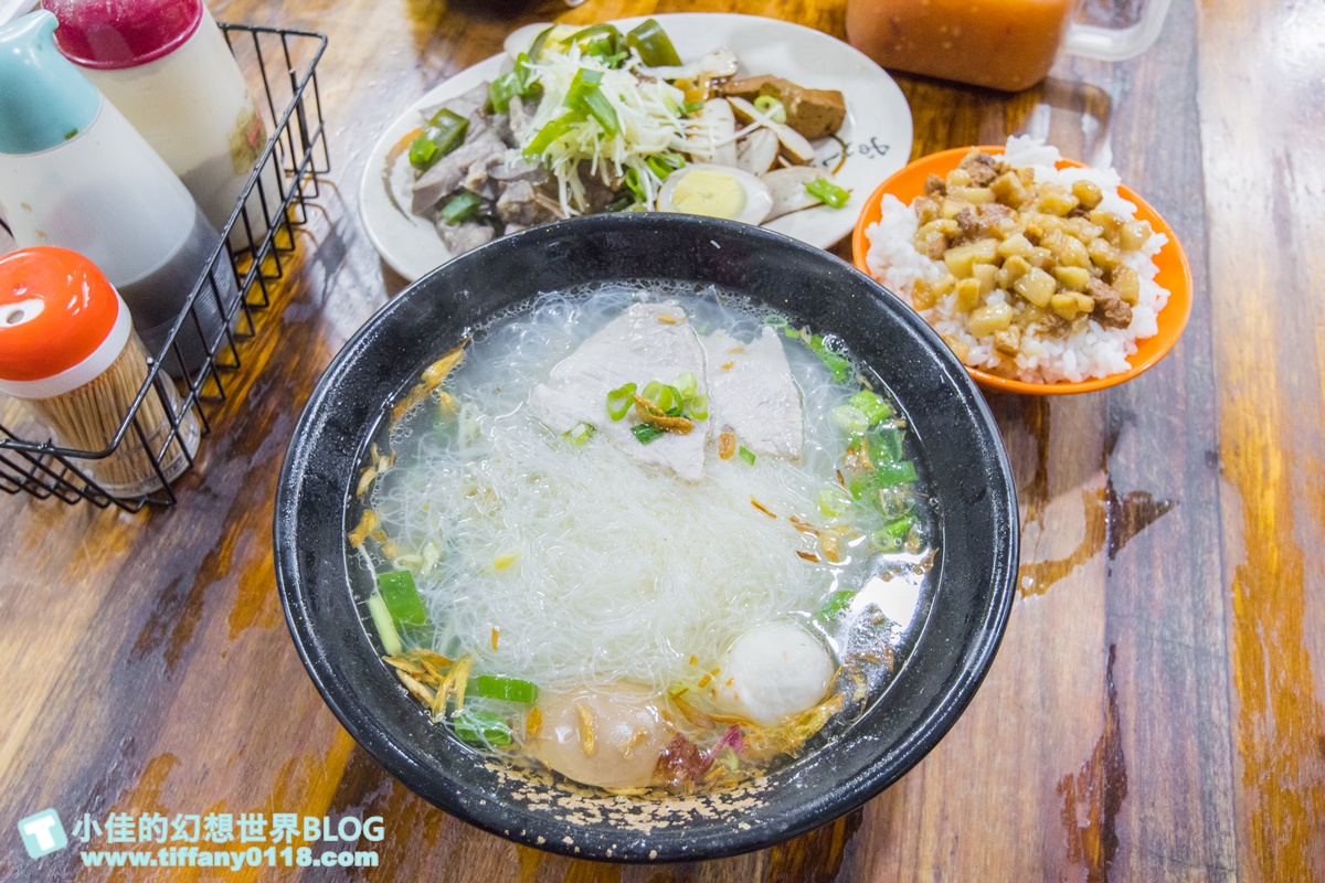 [蘆洲美食]添丁切仔麵/生意好到有專屬停車場/30年蘆洲切仔麵老店/湧蓮寺美食推薦