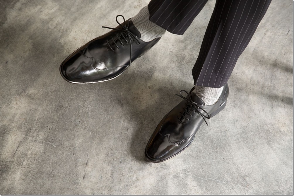 8-林果良品Wholecut 翼紋縫線牛津鞋，沉穩中透出優雅幹練。