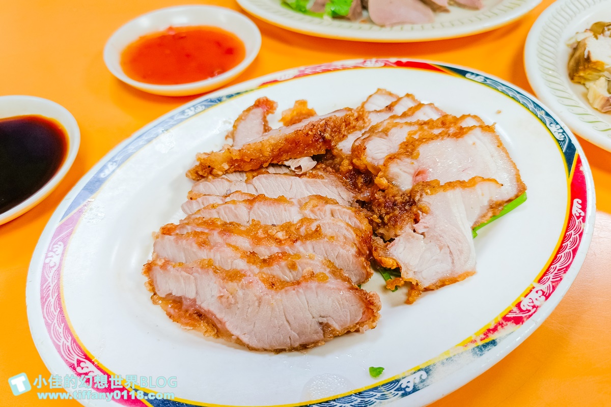 [台北美食]賣麵炎仔(金泉小吃店)/米其林必比登推薦的大稻埕排隊美食/紅燒肉超好吃