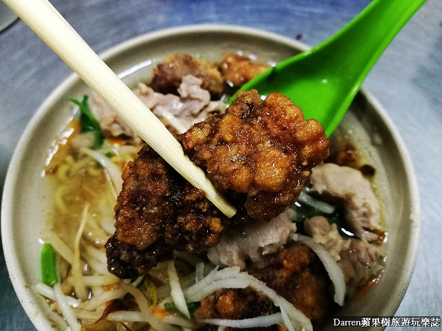 桃園八德美食|阿嬤肉羹麵42年老店八德三元宮旁2小時賣完收工的排隊小吃/八德更寮腳美食