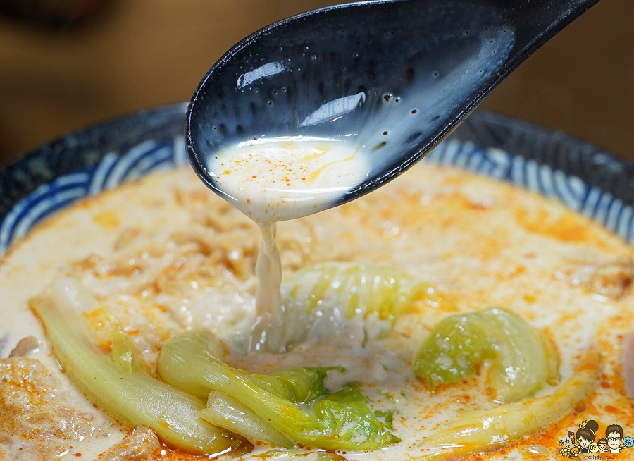 麻辣 滷味 鍋物 獨享 麻辣燙 吃到飽 川味 重慶 道地 麻奶 苓雅美食 自強美食 山城鴛鴦燙