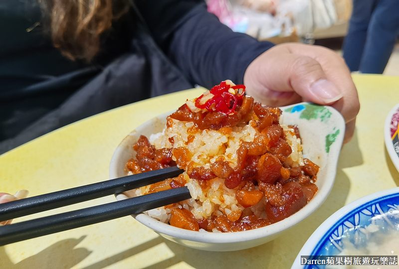 店小二魯肉飯|三重滷肉飯推薦/蒜香辣椒醬油是神隊友(菜單價位)