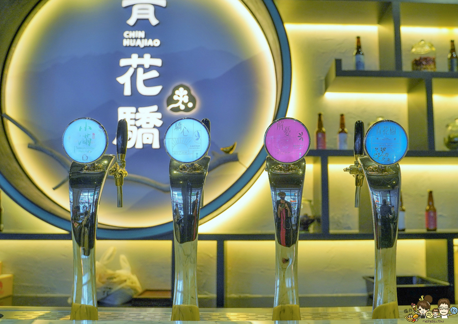 高雄新店開幕 麻辣火鍋 青花驕 王品 火鍋 麻辣 鴛鴦鍋 聚餐 高雄美食 聚餐 包廂 排隊 宵夜 晚餐 巨蛋商圈 美食