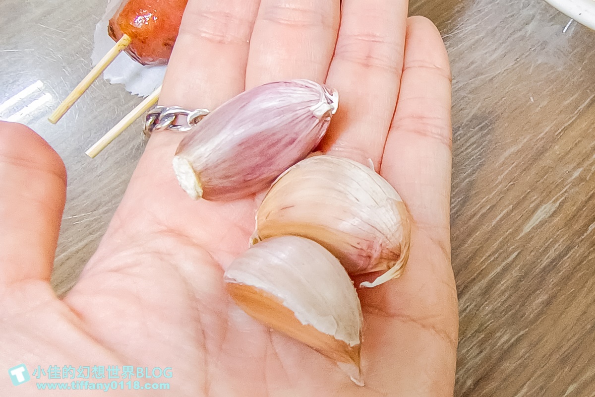 [板橋美食]油庫口蚵仔麵線/麵線+炭烤香腸一組才是經典吃法/板橋美食推薦