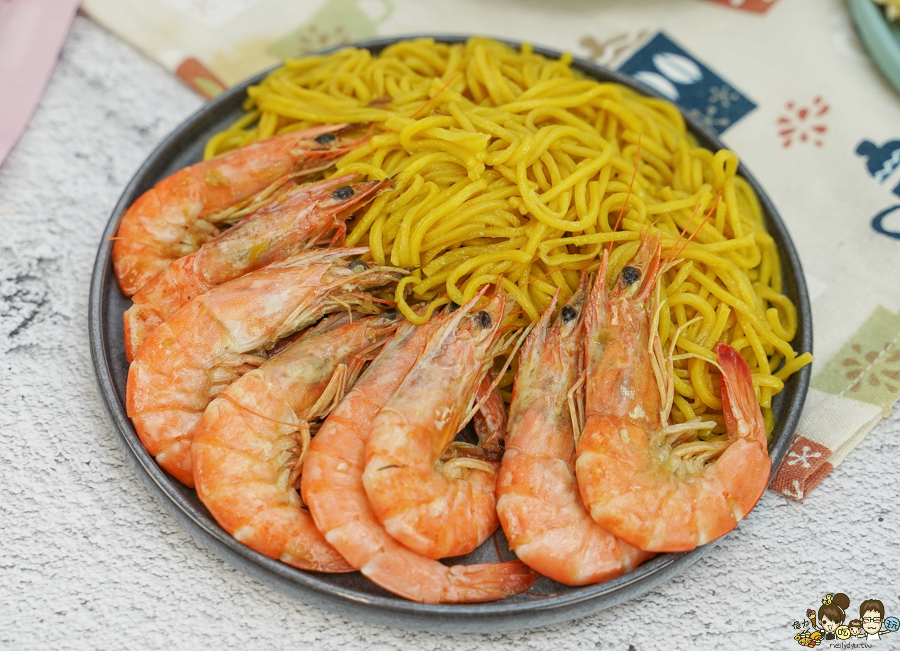 北港老店 老字號 老牌 麵條 手工 彩色麵 伴手禮 禮盒 花椒堅果醬 金蔥香雞油 