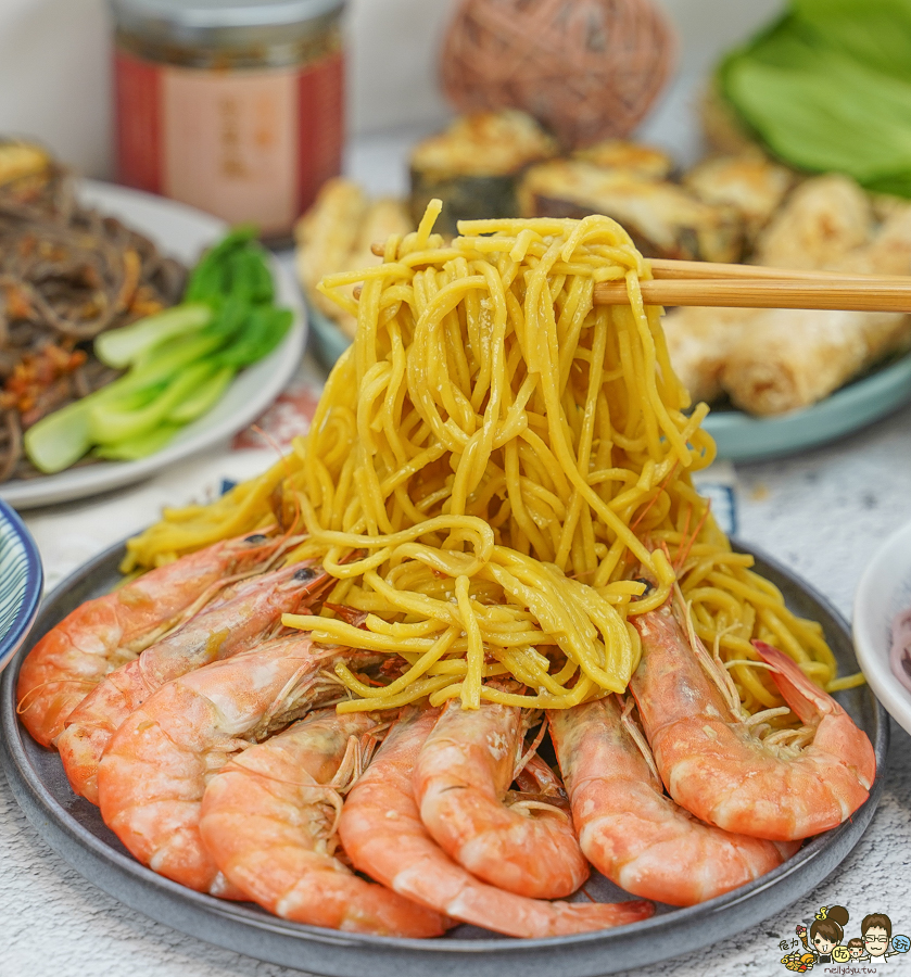 北港老店 老字號 老牌 麵條 手工 彩色麵 伴手禮 禮盒 花椒堅果醬 金蔥香雞油 