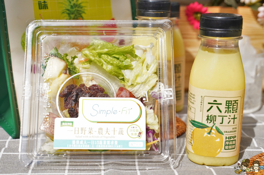 大苑子 果汁 獨創 獨家 首創 首支 六顆柳丁汁 果汁 新鮮果汁 必喝