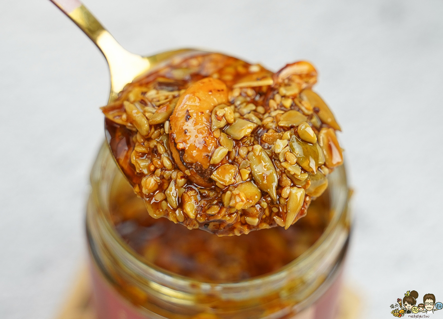 北港老店 老字號 老牌 麵條 手工 彩色麵 伴手禮 禮盒 花椒堅果醬 金蔥香雞油 