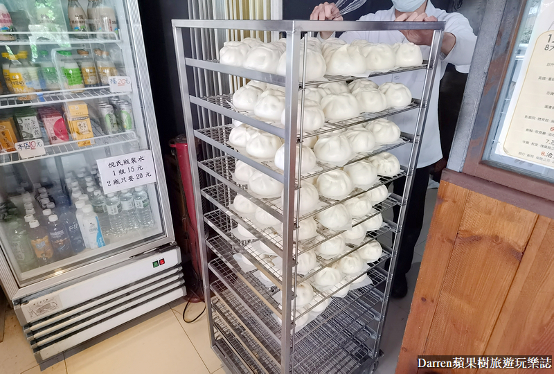 淡水美食|福星阿嬤筍肉包/一出爐就秒殺淡水包子店/外帶美食(菜單價位)