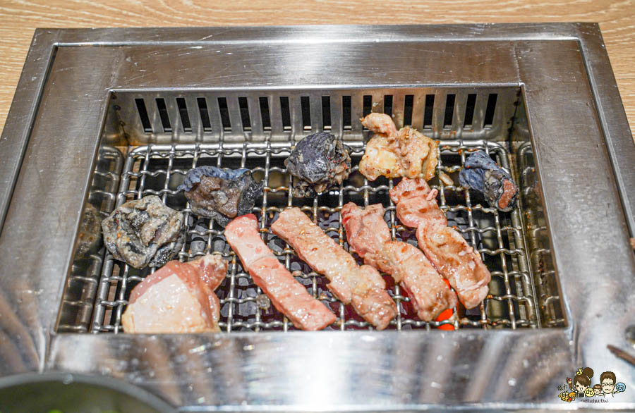 岡山 影城 秀泰 娛樂 看電影 購物 吃美食 在地 生活圈 休閒娛樂 景點 旅遊