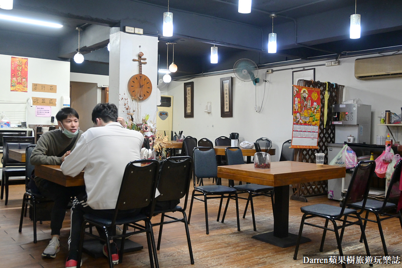 中和美食|楊家麵食水餃館/巨無霸冰花大鍋貼/捷運永安市場站美食(菜單價位)