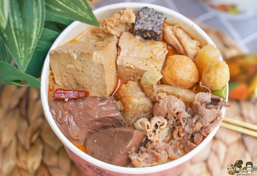 小火鍋 外帶火鍋 鍋物 個人鍋 防疫 外帶 美食 必吃 春囍 好吃 麻辣 麻奶 高雄美食