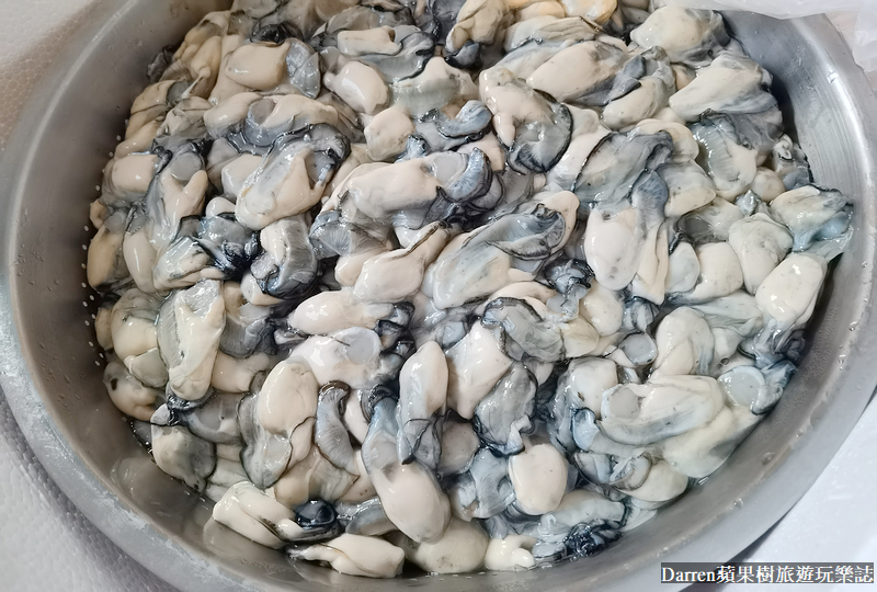 萬華美食|廣州街夜市香脆蚵仔煎/白老師的街頭美食攻略台灣(菜單價位)