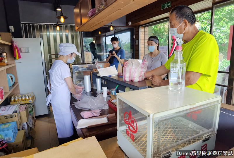 淡水美食|福星阿嬤筍肉包/一出爐就秒殺淡水包子店/外帶美食(菜單價位)