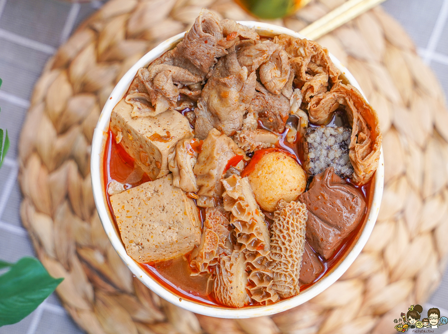 小火鍋 外帶火鍋 鍋物 個人鍋 防疫 外帶 美食 必吃 春囍 好吃 麻辣 麻奶 高雄美食