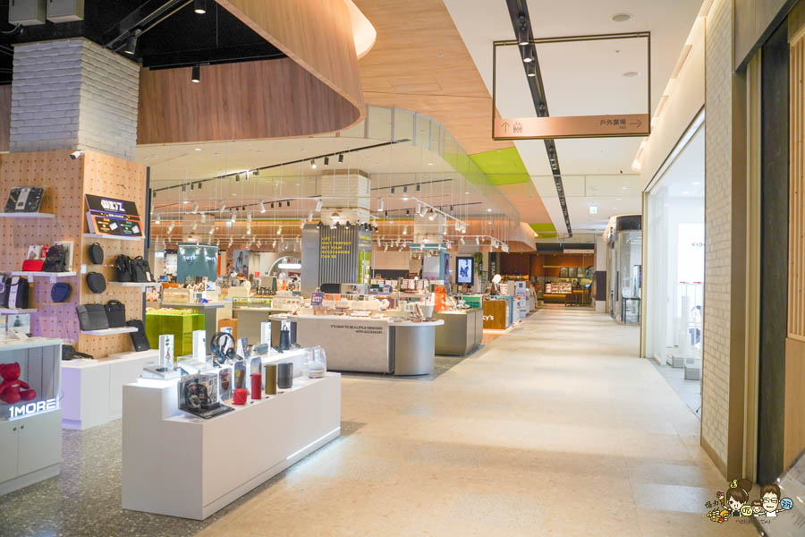 岡山 影城 秀泰 娛樂 看電影 購物 吃美食 在地 生活圈 休閒娛樂 景點 旅遊