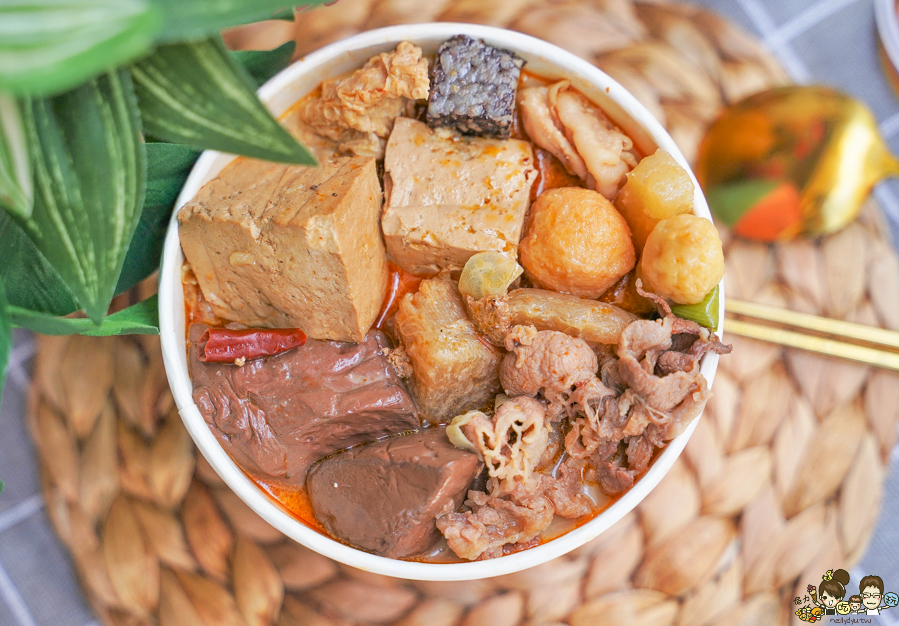 小火鍋 外帶火鍋 鍋物 個人鍋 防疫 外帶 美食 必吃 春囍 好吃 麻辣 麻奶 高雄美食