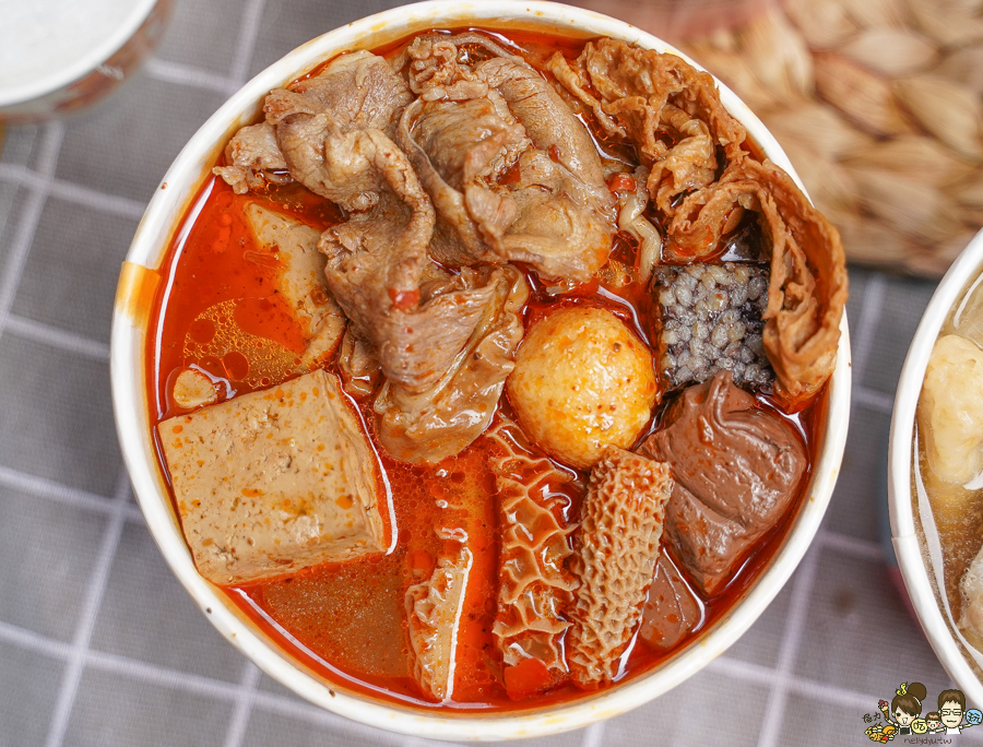 小火鍋 外帶火鍋 鍋物 個人鍋 防疫 外帶 美食 必吃 春囍 好吃 麻辣 麻奶 高雄美食