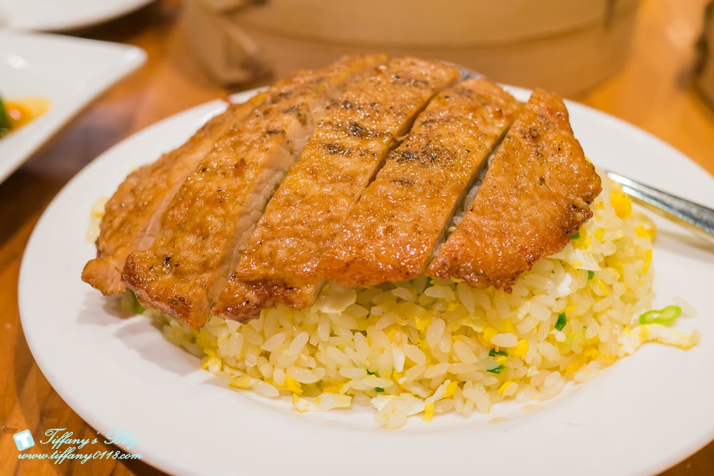 [台北美食]台灣必吃-鼎泰豐/2022菜單及必吃推薦菜色/小籠包+排骨蛋炒飯必點