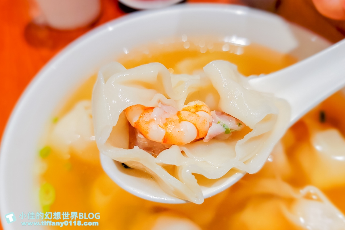 [台北美食]台灣必吃-鼎泰豐/2022菜單及必吃推薦菜色/小籠包+排骨蛋炒飯必點