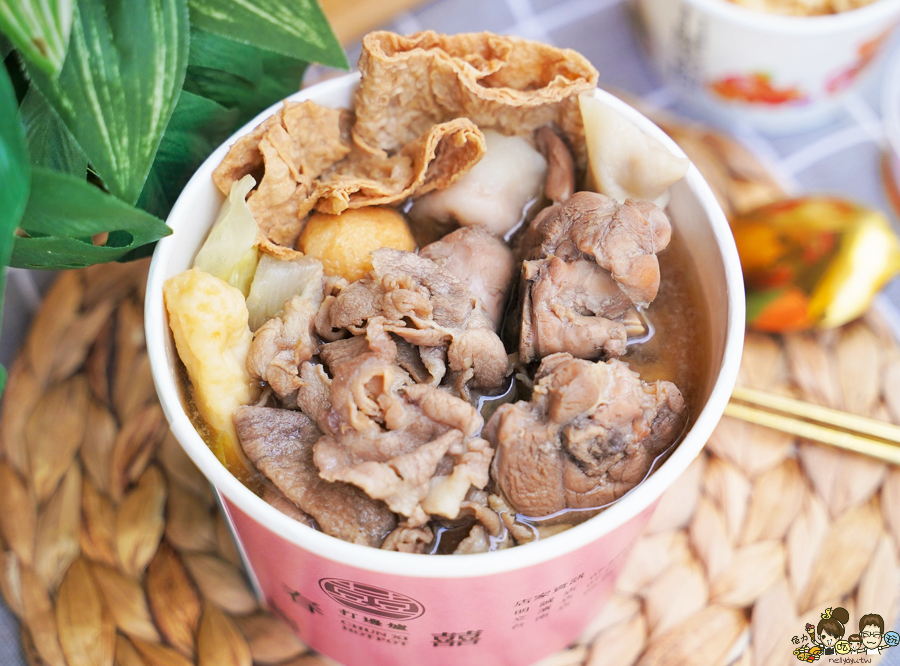 小火鍋 外帶火鍋 鍋物 個人鍋 防疫 外帶 美食 必吃 春囍 好吃 麻辣 麻奶 高雄美食