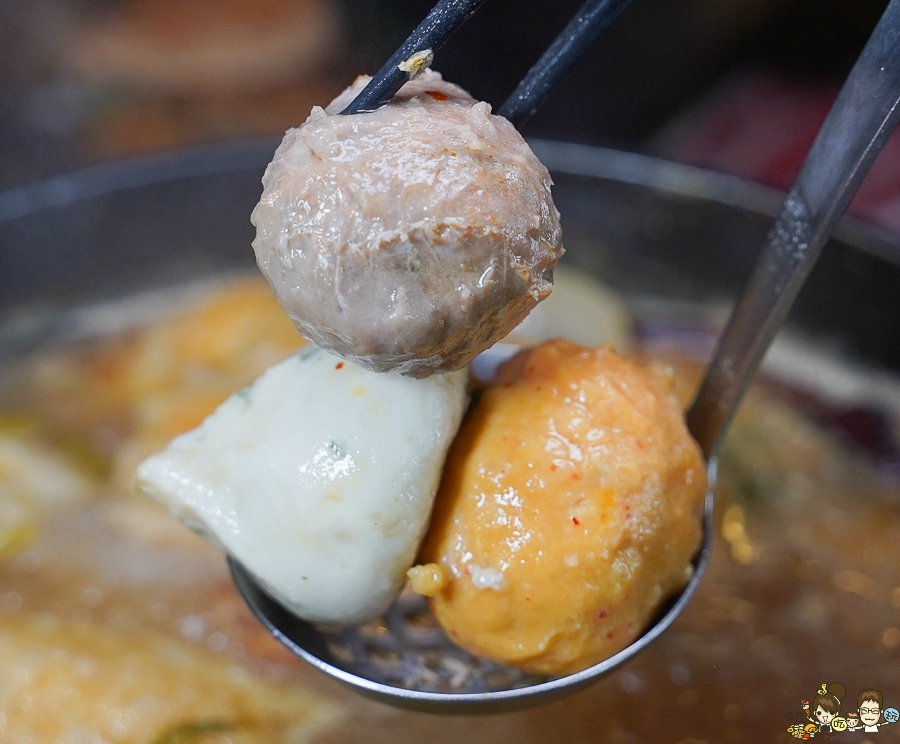聞雞起爐 火鍋 鍋物 聚餐 香港鍋物 港式 港味 香港人開的 獨家 高雄美食 高雄港式美食